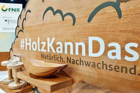 Unter dem Hashtag #HolzKannDas werden innovative Produkte aus dem nachwachsenden Rohstoff holz verlinkt